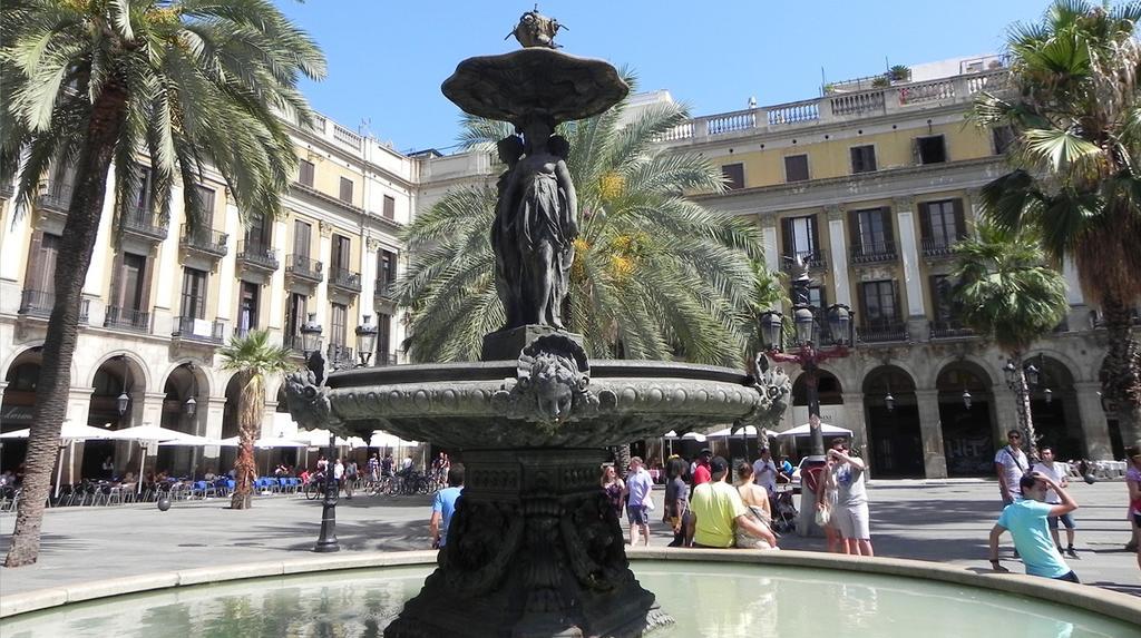 Appartamento Chic & Cheap Barcellona Esterno foto